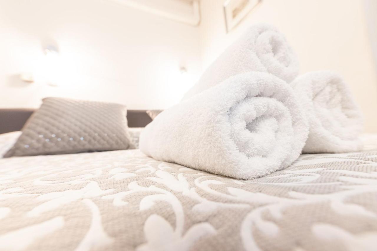 Apartments Vila Golf - Flucher Turizem โรกัชกา สลาทินา ภายนอก รูปภาพ